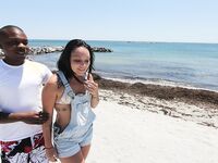 Big Booty Pawg Christina Lina on Beach | Porn Snaps