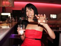 Paola Vega Sucks Big dick in South beach Alley | Porn Snaps