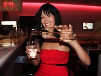 Paola Vega Sucks Big dick in South beach Alley | Porn Snaps