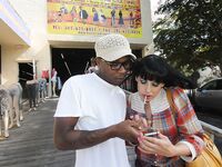 Cheating GF sucks big black dick outside of Mall | Porn Snaps