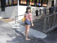 Cheating GF sucks big black dick outside of Mall | Porn Snaps