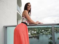 Lonely Amatuer Housewife fucks Neighbor | Porn Snaps