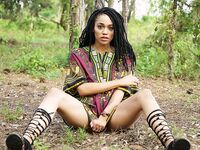 Ebony Model Julie Kay Dashiki Photoset | Porn Snaps