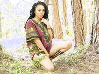 Ebony Model Julie Kay Dashiki Photoset | Porn Snaps