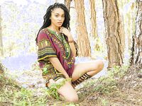 Ebony Model Julie Kay Dashiki Photoset | Porn Snaps