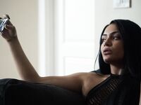 Amateur Thick Baddie Kylie Marie | PORNSNAPS