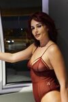 Sexy Mature Amateur MILF photoshoot Zoya | Porn Snaps