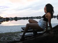 Jayla Foxx Bubble booty ebony park photoshoot | Porn Snaps