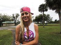 BLONDE MILF FROM Colorado Sucks black dick in stairwell | Porn Snaps