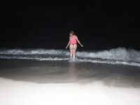 Sexy Ass CUBAN mILF Carmen Ross on the Beach | Porn Snaps