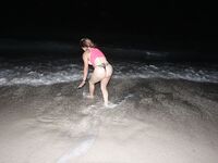 Sexy Ass CUBAN mILF Carmen Ross on the Beach | Porn Snaps