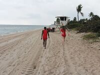 Lifeguard on DUTY SUCKING DICK in Miami | Porn Snaps