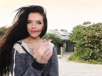 Sexy Pawg Princess on the Beach | Porn Snaps