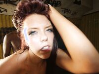 Ryan Smiles: Buffalo Bill’s Granddaughter Takes Jodie on a Private Train Tour | Porn Snaps