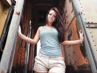 Ryan Smiles: Buffalo Bill’s Granddaughter Takes Jodie on a Private Train Tour | Porn Snaps