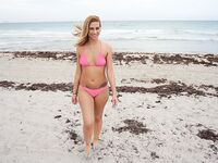 Coco Blue’s Serene Day at the Beach | Porn Snaps