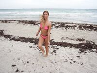 Coco Blue’s Serene Day at the Beach | Porn Snaps