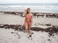 Coco Blue’s Serene Day at the Beach | Porn Snaps