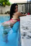 Big White Pawg Butt at the Pool | Porn Snaps