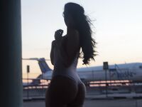 Ryan Smiles Airport | Porn Snaps