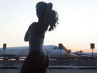 Ryan Smiles Airport | Porn Snaps