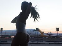 Ryan Smiles Airport | Porn Snaps