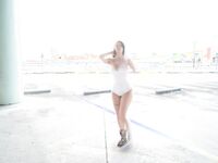 Ryan Smiles Airport | Porn Snaps