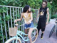 Latina Teen Serena Santos Blowjob | Naked Hustlers