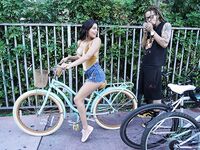 Latina Teen Serena Santos Blowjob | Naked Hustlers