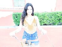 Latina Teen Serena Santos Blowjob | Naked Hustlers