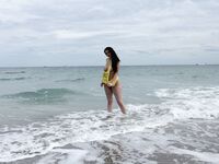 Pawg Gets wet at Beach | Porn Snaps