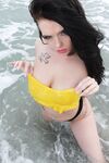 Pawg Gets wet at Beach | Porn Snaps