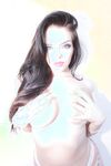 Voluptuous Beauty poses for the Camera | Porn Snaps