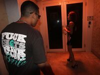 Wet Foot Dry Foot Cuban Amateur Fucked in Miami | Porn Snaps